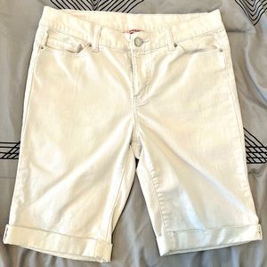Vintage Juicy Couture Bermuda shorts